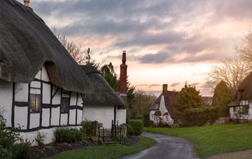 is Oakthorpe thatch roofing popular